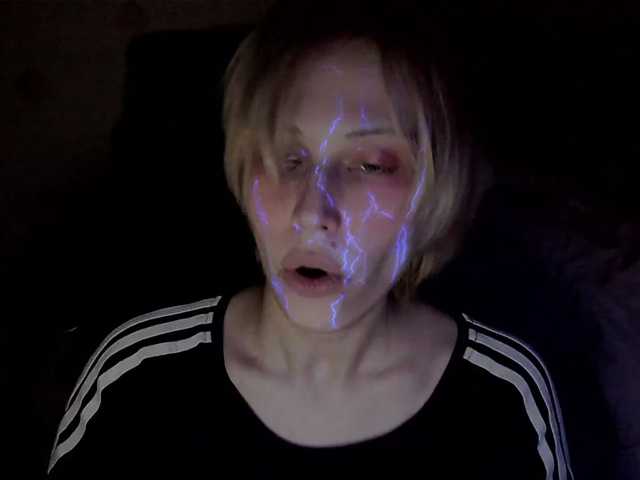 HazeRaziel's BongaCams show and profile