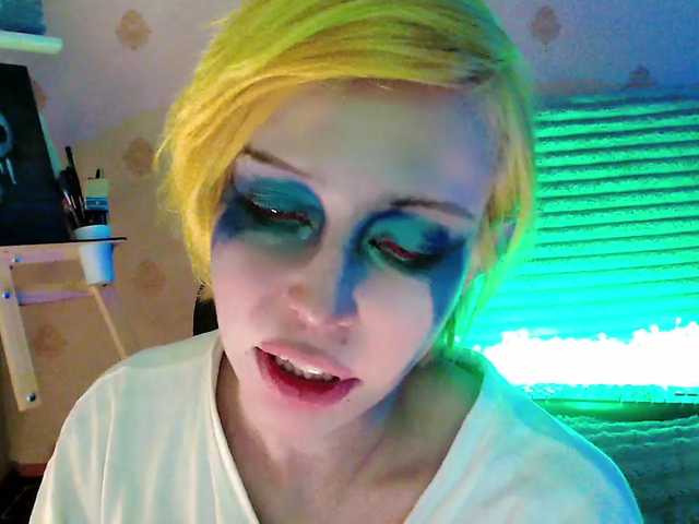 HazeRaziel's BongaCams show and profile