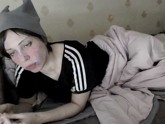 HazeRaziel's BongaCams show and profile