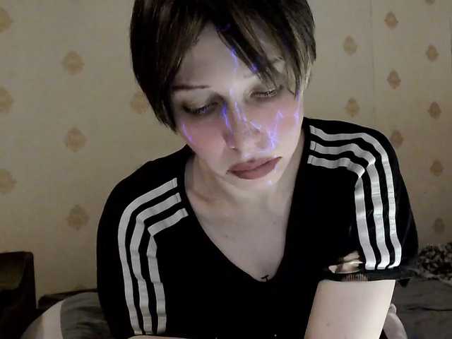 HazeRaziel's BongaCams show and profile