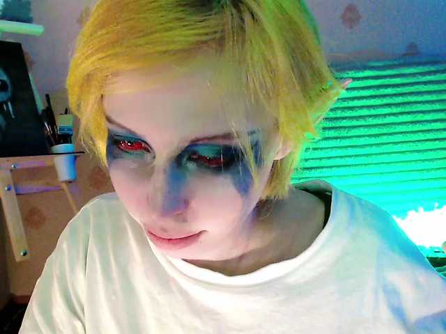 HazeRaziel's BongaCams show and profile