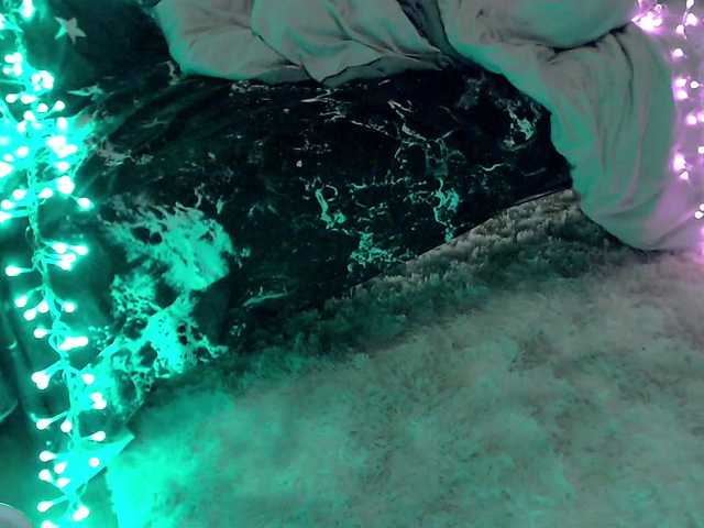 HazeRaziel's BongaCams show and profile