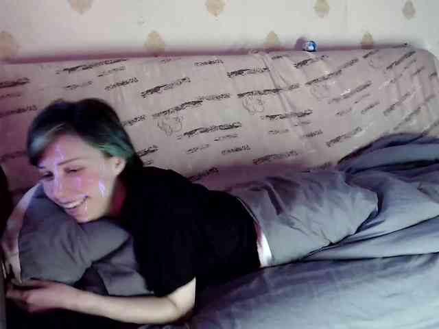 Yrriel_Autist webcam