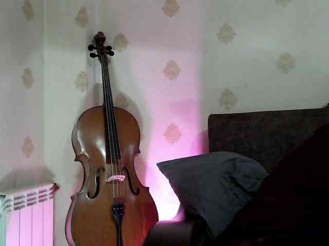 Yrriel_Autist webcam