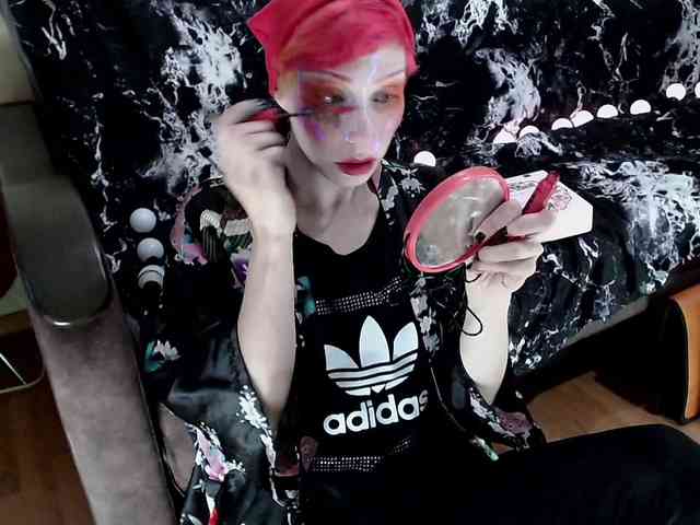 Lady_Gopnique webcam