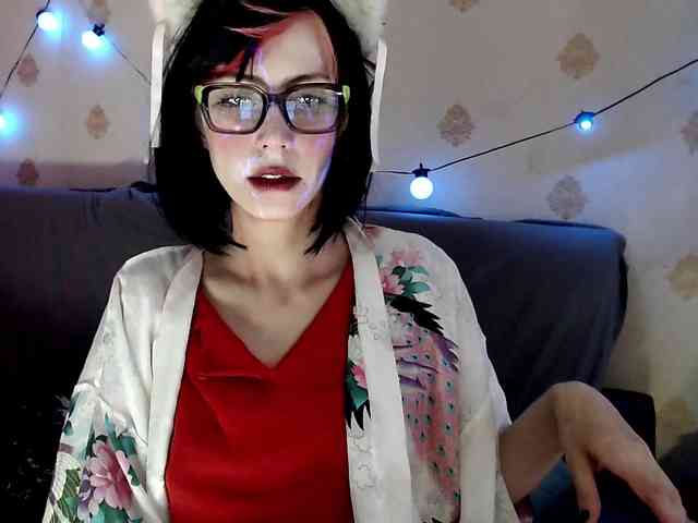 Lady_Gopnique webcam
