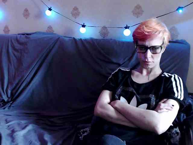 Lady_Gopnique webcam