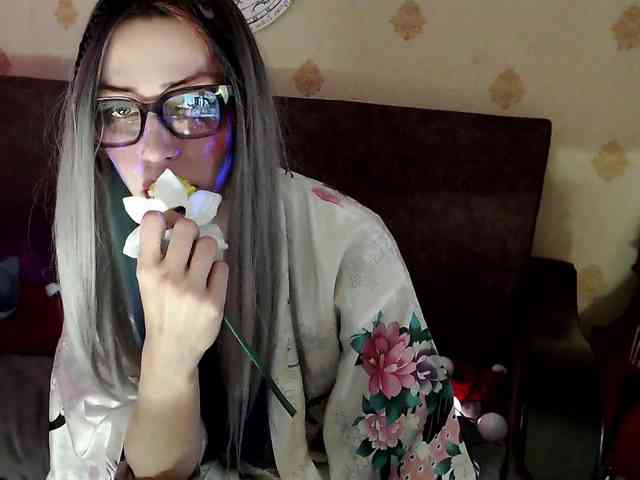 Lady_Gopnique webcam