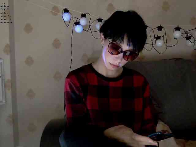 Yrriel_Autist webcam