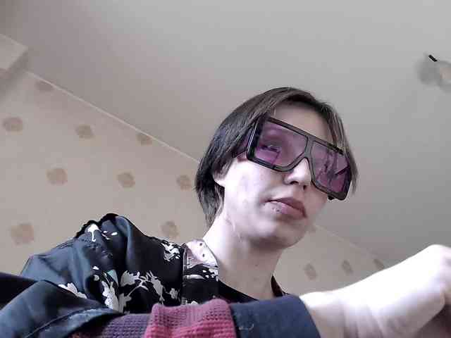 Yrriel_Autist webcam