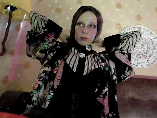 Lady_Gopnique webcam