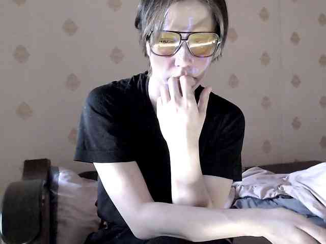 Yrriel_Autist webcam