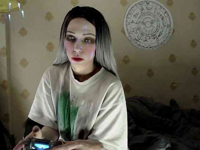 Lady_Gopnique webcam