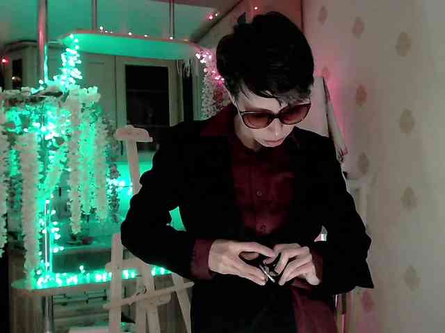 Yrriel_Autist webcam