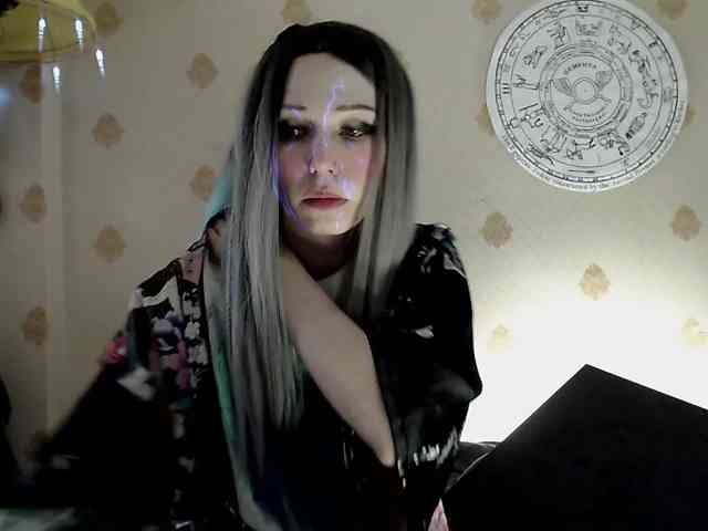 Lady_Gopnique webcam