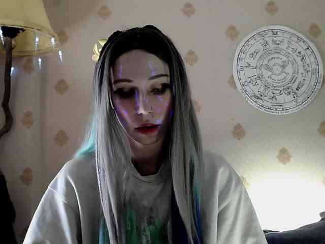 Lady_Gopnique webcam