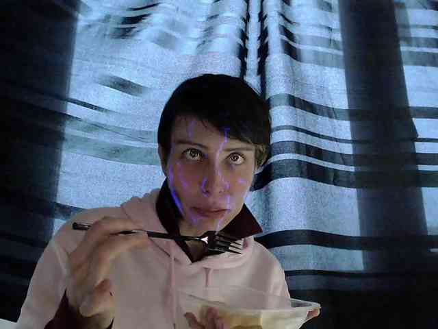 Yrriel_Autist webcam