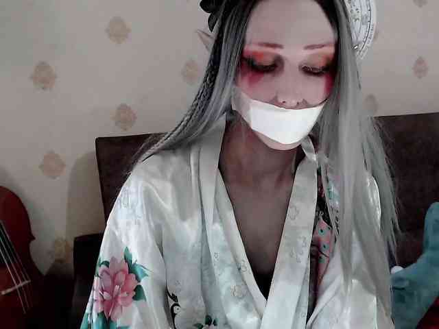 Lady_Gopnique webcam
