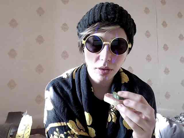 Yrriel_Autist webcam