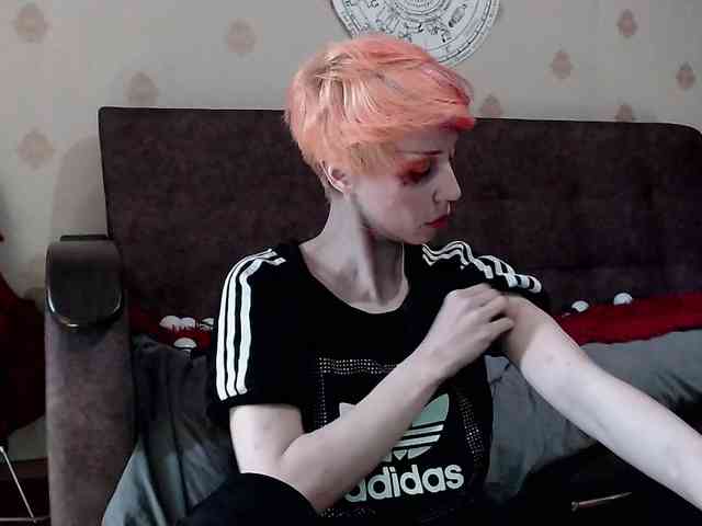Lady_Gopnique webcam