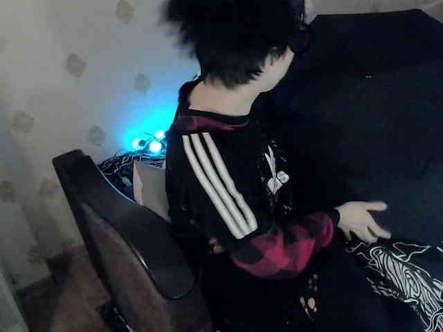 Yrriel_Autist webcam
