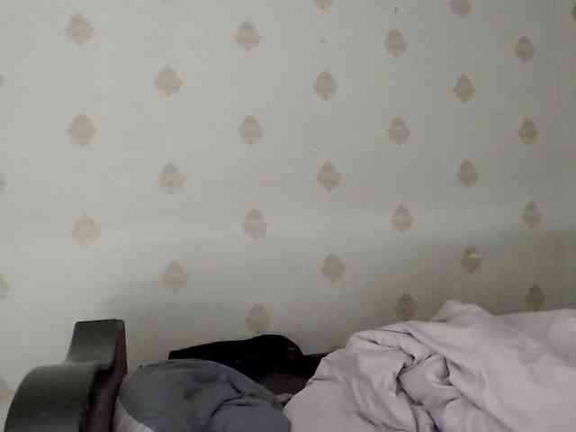 Yrriel_Autist webcam