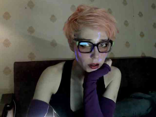 Lady_Gopnique webcam