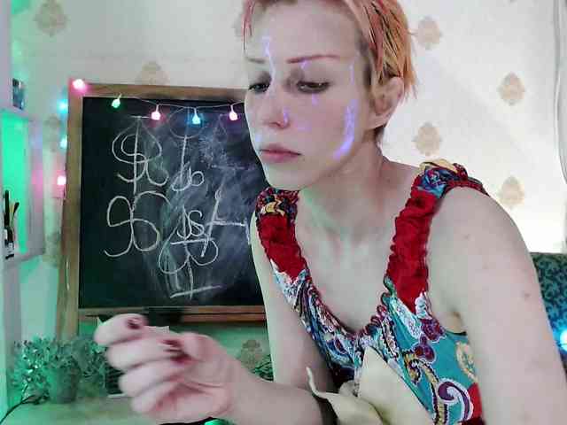 Lady_Gopnique webcam