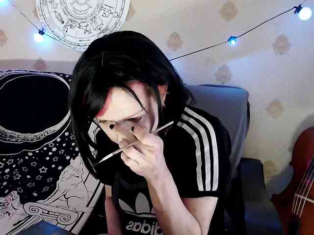 Lady_Gopnique webcam