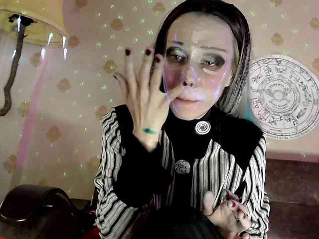 Lady_Gopnique webcam