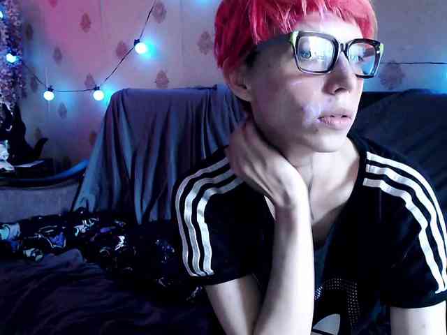 Lady_Gopnique webcam