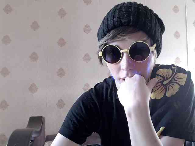 Yrriel_Autist webcam