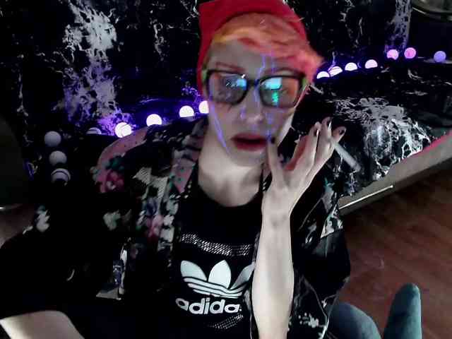 Lady_Gopnique webcam