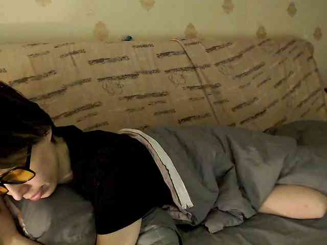 Yrriel_Autist webcam