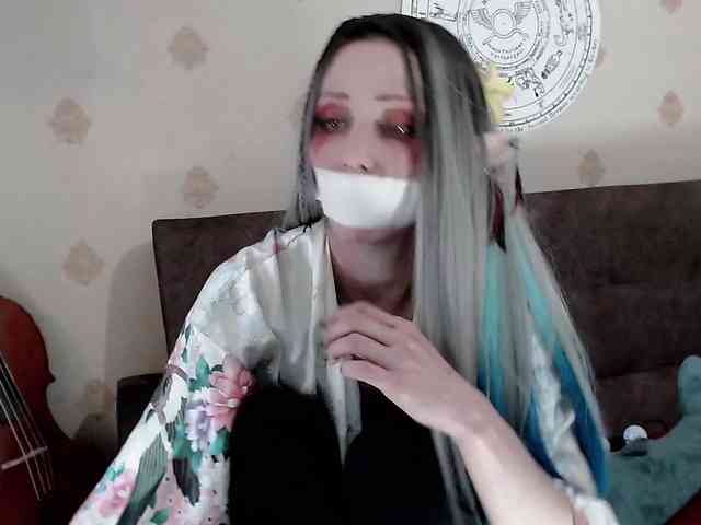 Lady_Gopnique webcam
