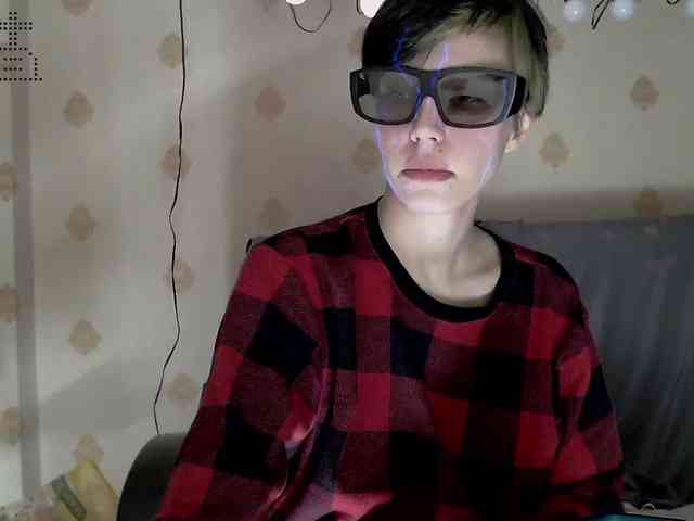 Yrriel_Autist webcam