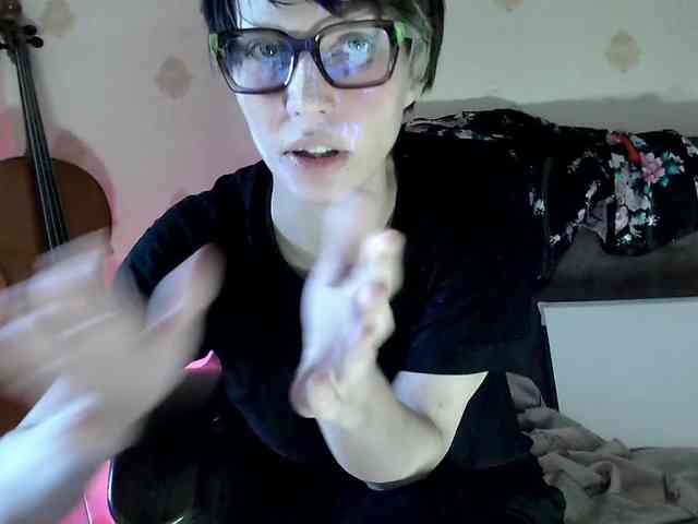 Yrriel_Autist webcam