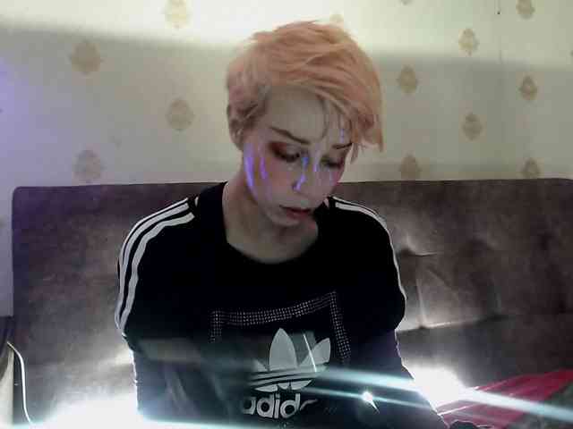 Lady_Gopnique webcam