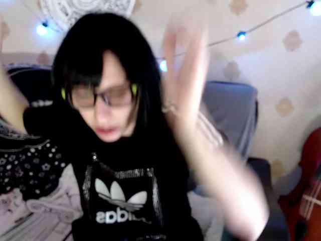Lady_Gopnique webcam