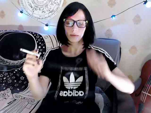 Lady_Gopnique webcam