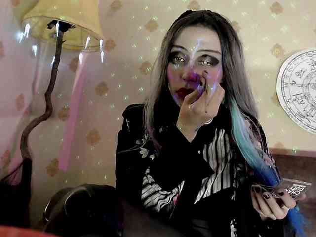 Lady_Gopnique webcam