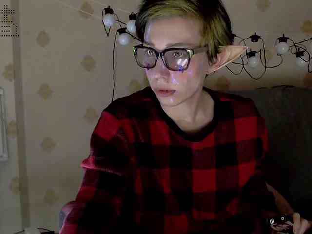 Yrriel_Autist webcam