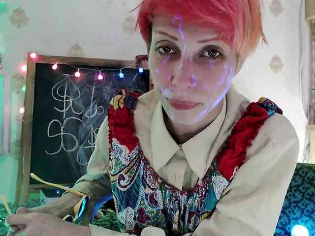 Lady_Gopnique webcam