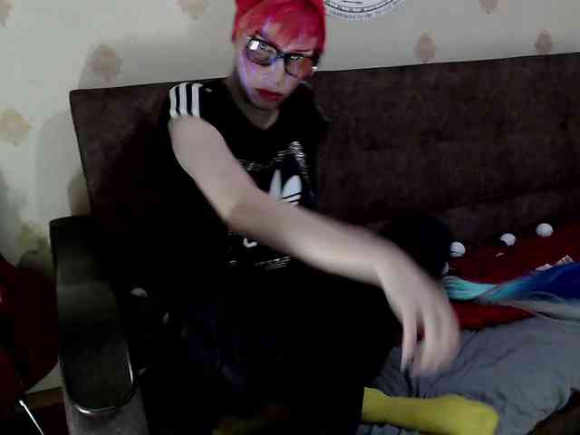 Lady_Gopnique webcam