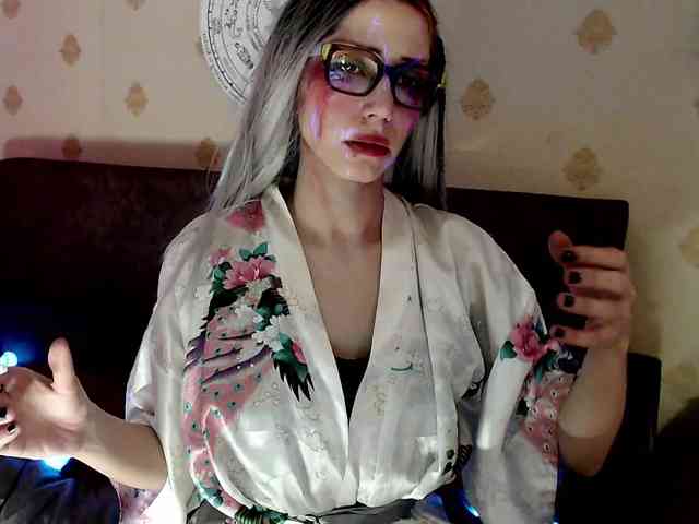 Lady_Gopnique webcam
