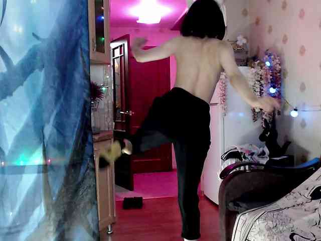 Lady_Gopnique webcam