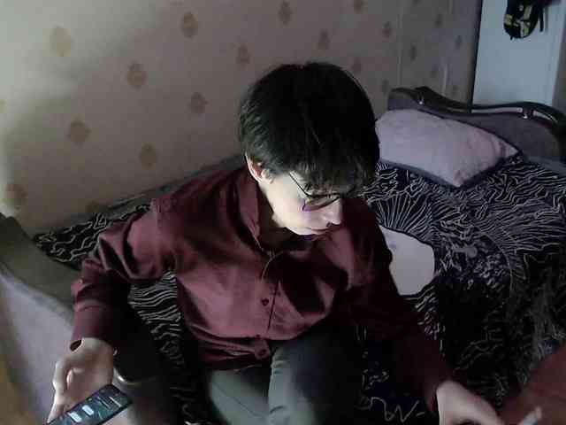 Yrriel_Autist webcam