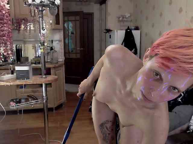 Lady_Gopnique webcam