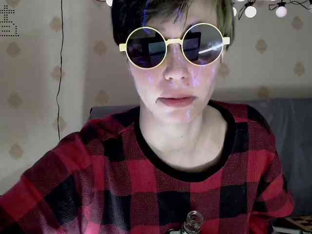 Yrriel_Autist webcam