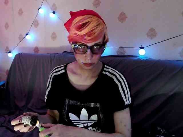 Lady_Gopnique webcam